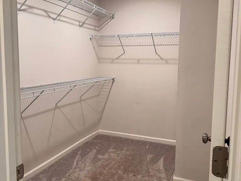 545 Spring St — Photo 24