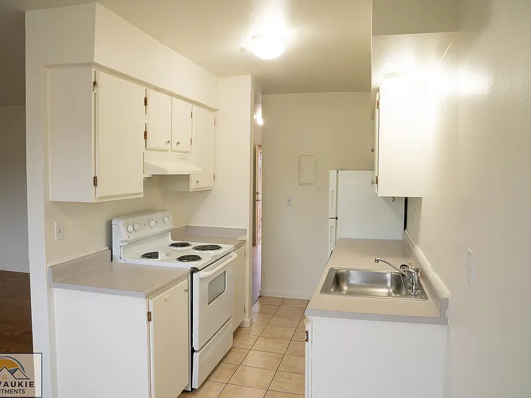 4545 SE Ina Ave #11 — Photo 7