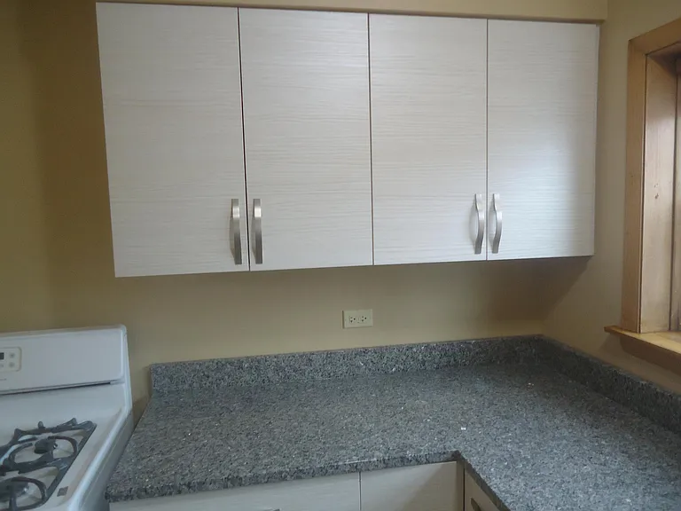4950 Greenwood Ave #3E — Photo 8