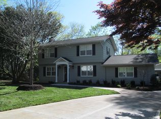1320 Park Glen Rd, Knoxville, TN 37919