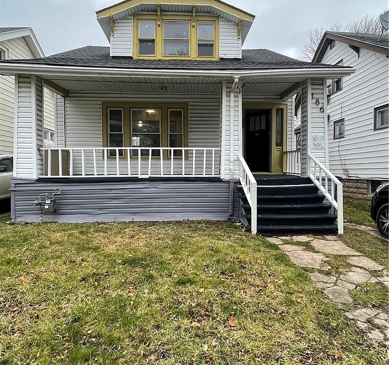 1st image of 186 Stockbridge Ave
