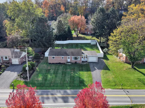 3148 Bowman Rd, Lancaster, PA 17601