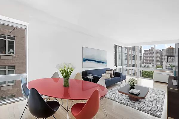 1st image of 225 W 60th St APT 11c