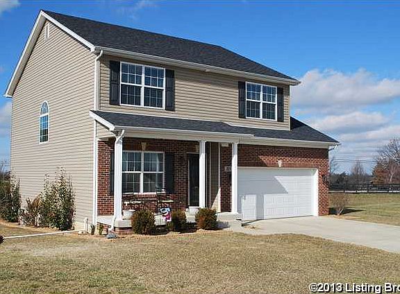 2nd image of 221 Crown Ct