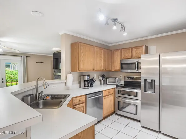 13715 RICHMOND PARK Drive #903, Jacksonville, FL 32224