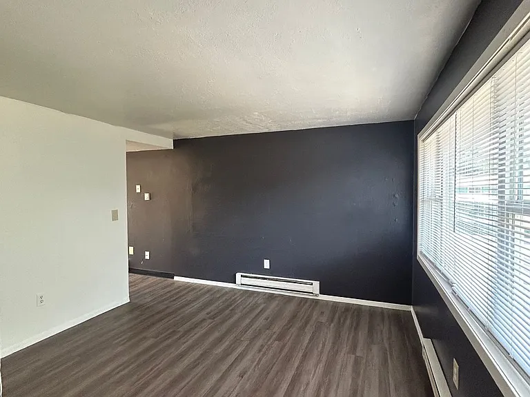 547 Poole Ave — Photo 6