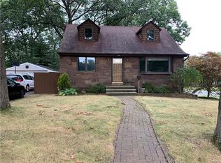 10 Cypress Rd, Suffern, NY 10901