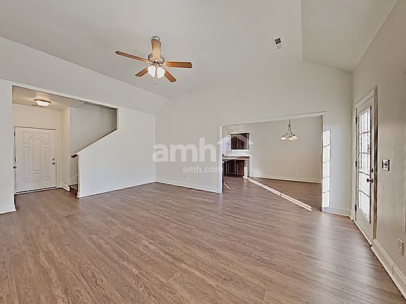 3rd image of 3415 Cornerstone Dr