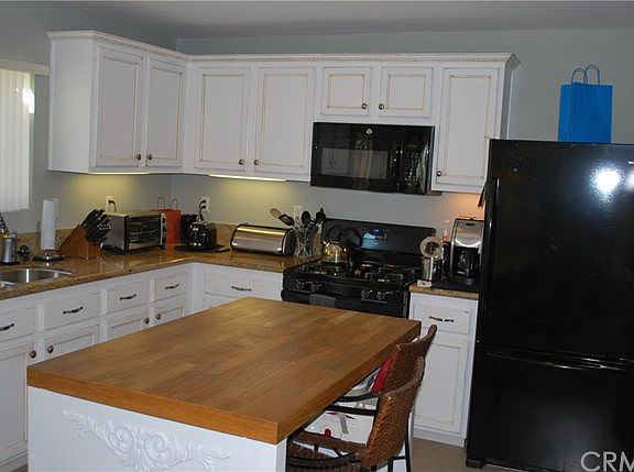 4th image of 33807 Petunia St
