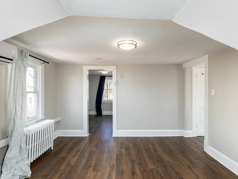 126 Prince George St #5 — Photo 3