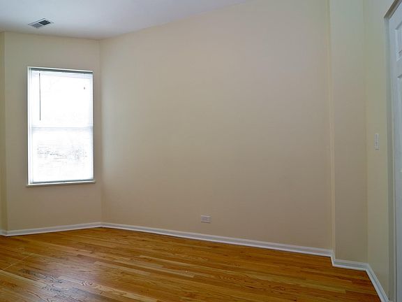 5th image of 2107 N Sawyer Ave #1