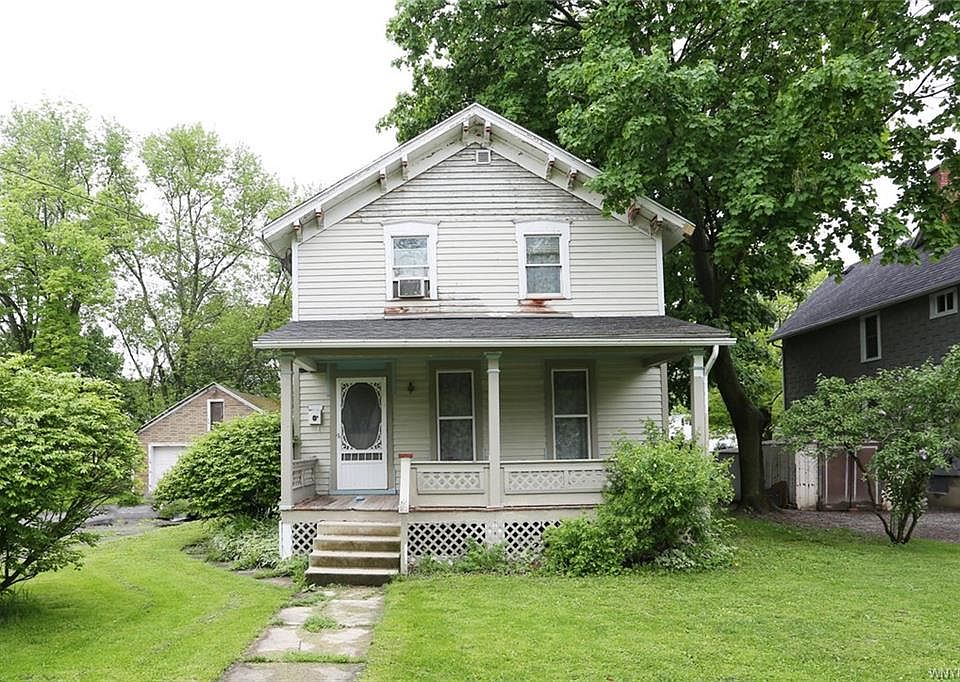 1st image of 20 Windsor St