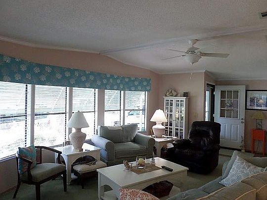 2nd image of 458 Bark Cir