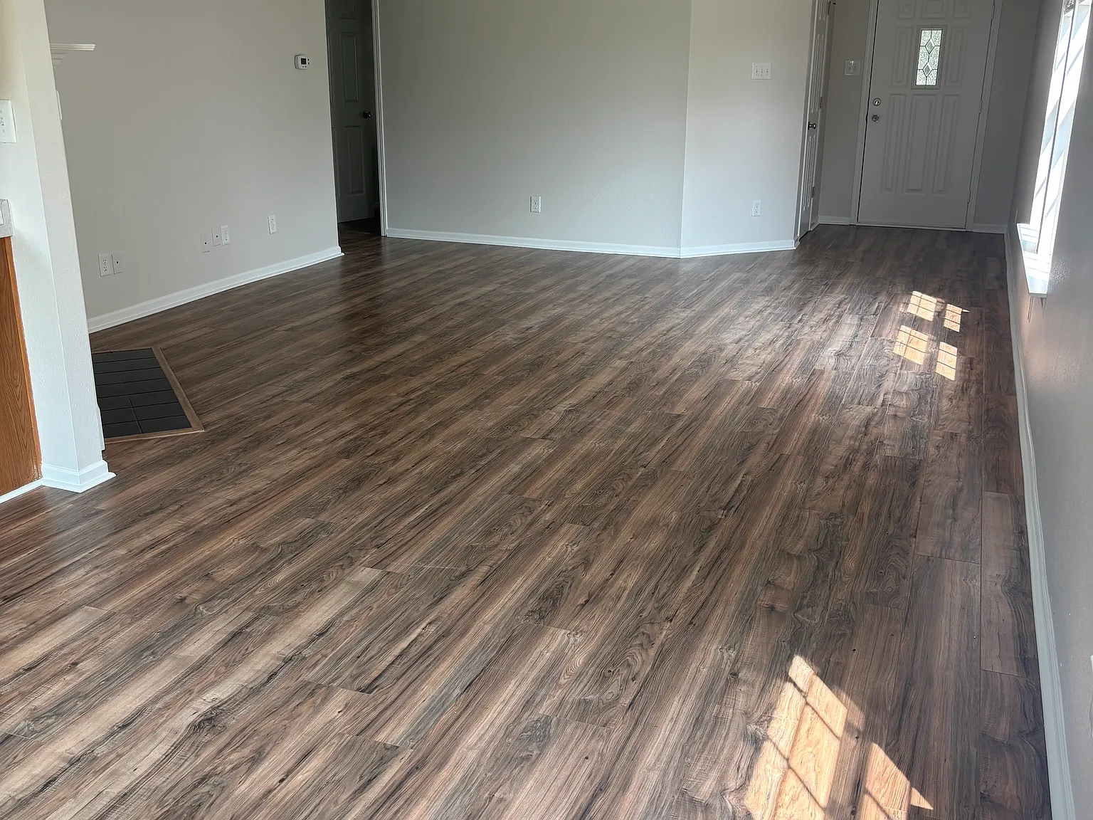 3 bed, 1426 sqft, $2,100 — Photo 4