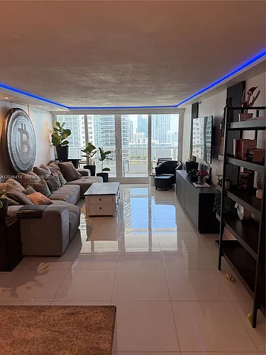 1717 N Bayshore Dr #A-2847 Photo 1 1717 N Bayshore Dr #A-2847 Photo 1