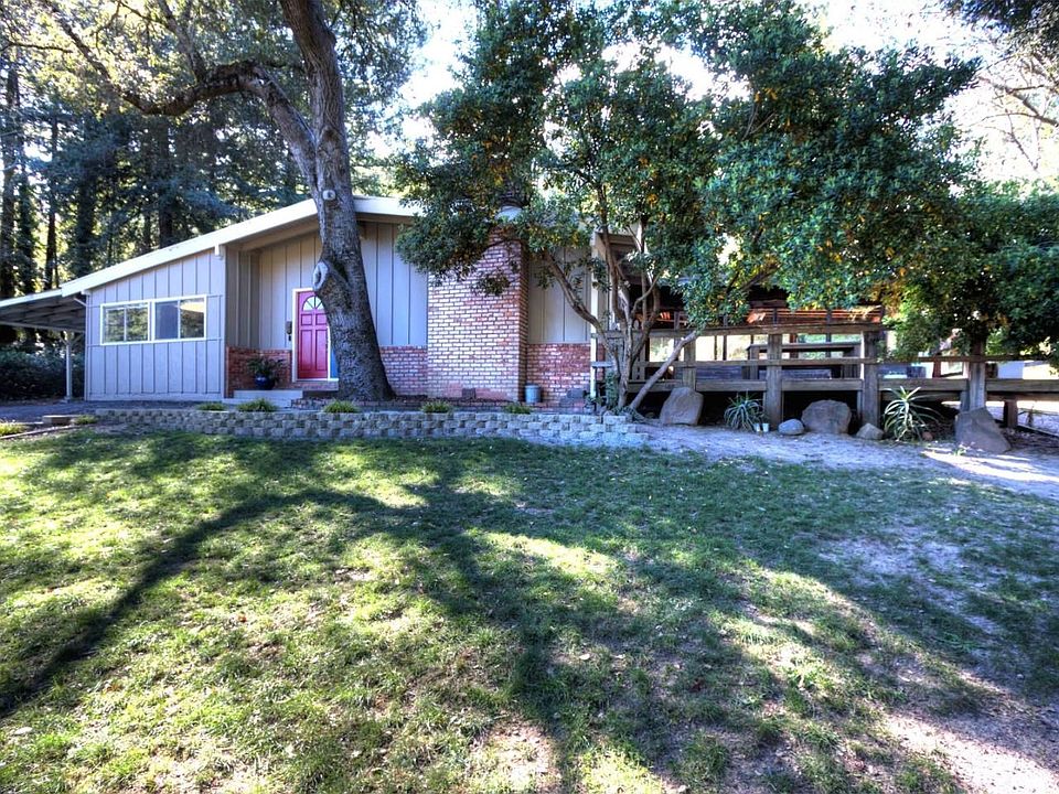 1st image of 21425 Madrone Dr
