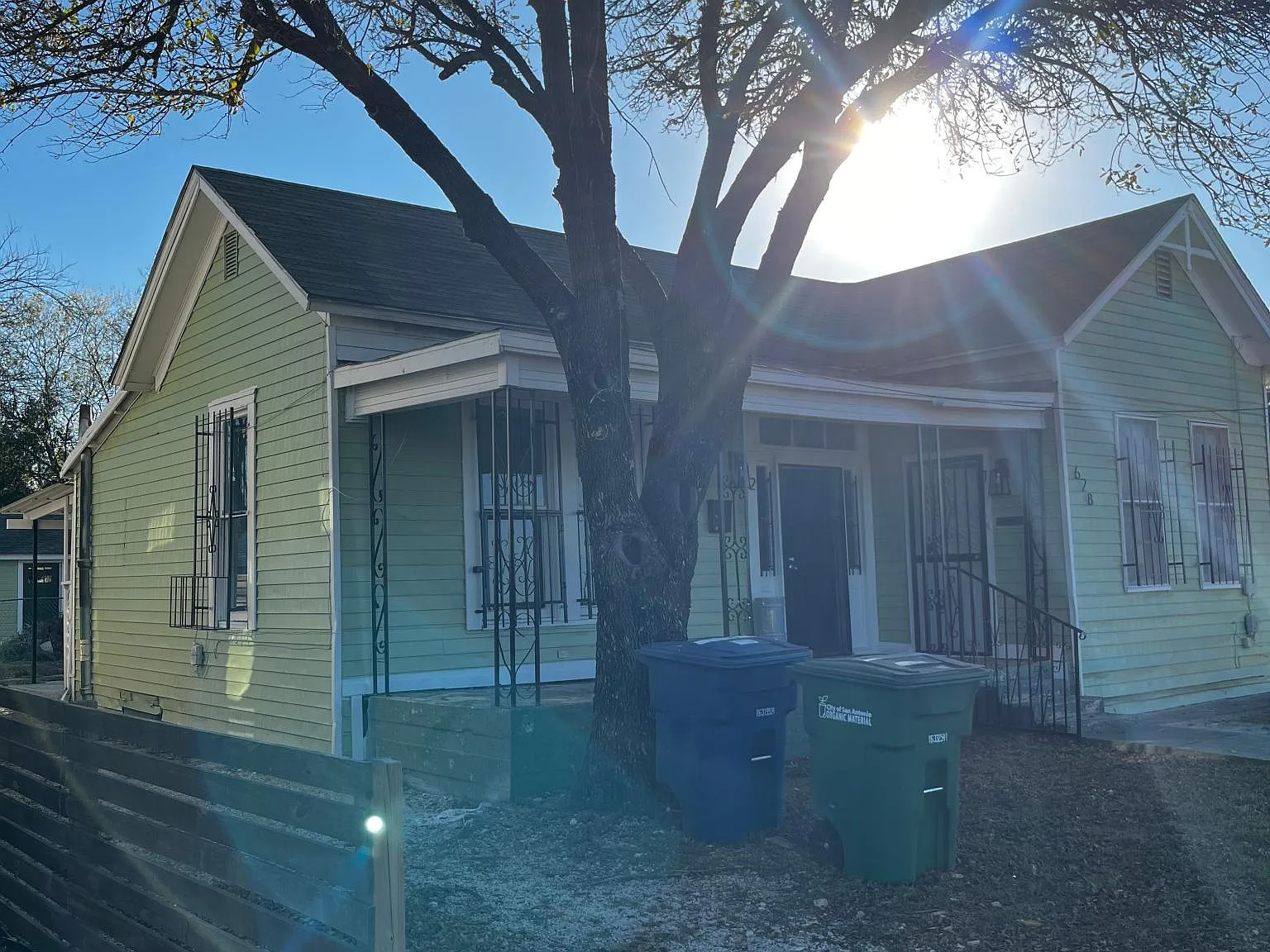 1 bed, 725 sqft, $995 — Photo 2