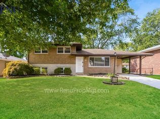 470 Ryan Dr, Florissant, MO 63031