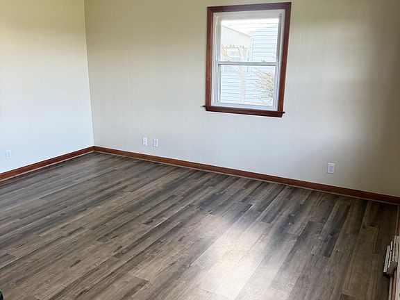 2nd image of 627 W Foulke Ave