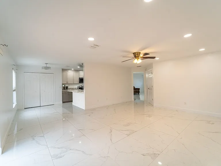 129 Bella Rosa Cir — Photo 7