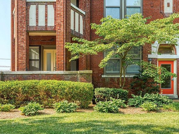 2nd image of 5646 Waterman Blvd #1NE