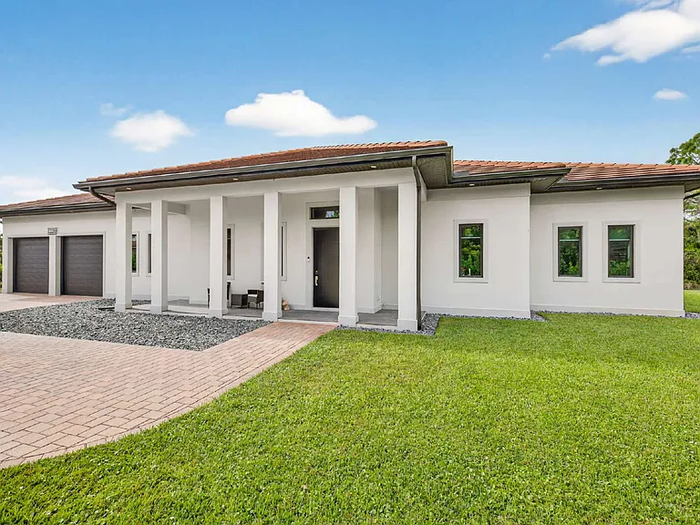 12289 Alamansa Ln — Photo 3