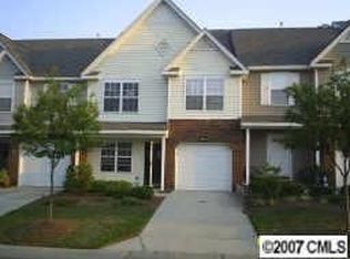 16840 Timber Crossing Rd, Charlotte, NC 28213