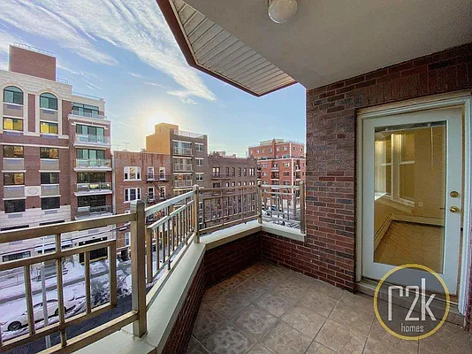 Rented by Realty 2000 Corp | media 2