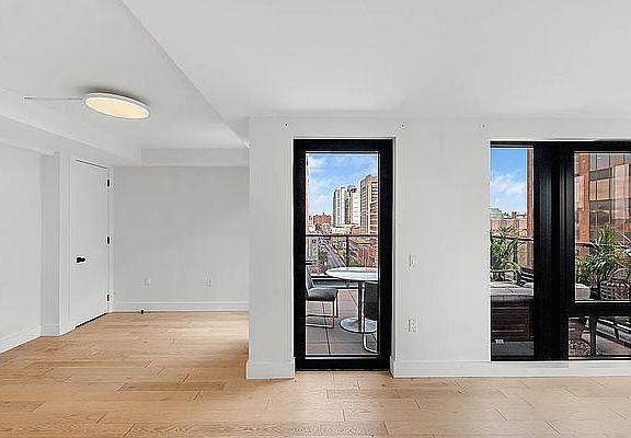 5th image of 60 W 125th St APT 1406