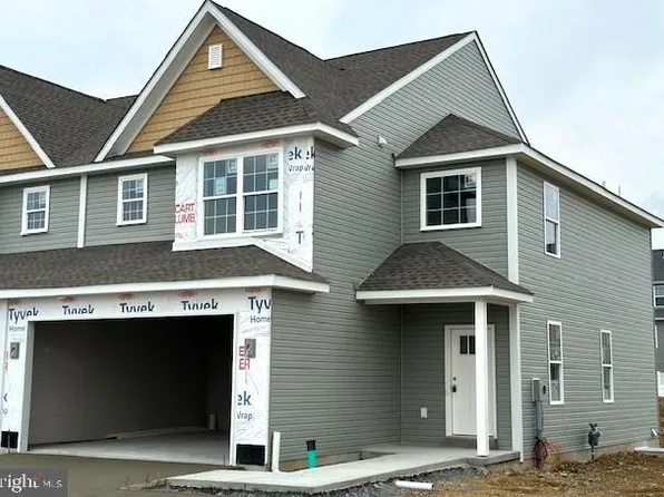 216 Sunglo Lot 109, Leesport, PA 19533