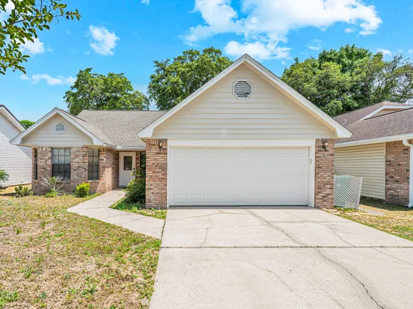 145 Wright Cir, Niceville, FL 32578