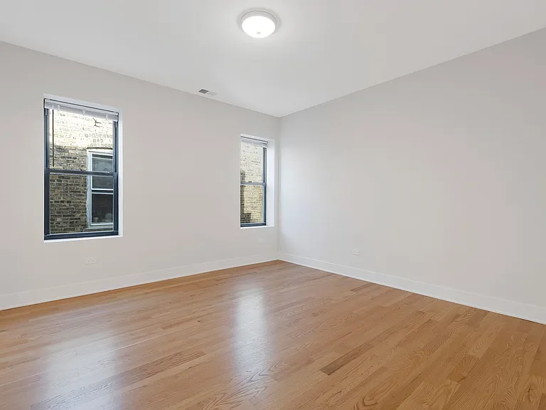 6446 N Bosworth Ave #1 — Photo 5