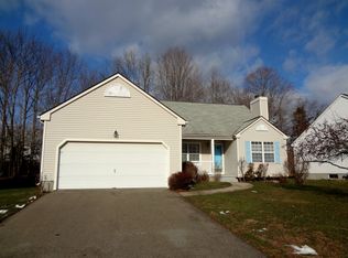 37 Pond Pl, Middletown, CT 06457