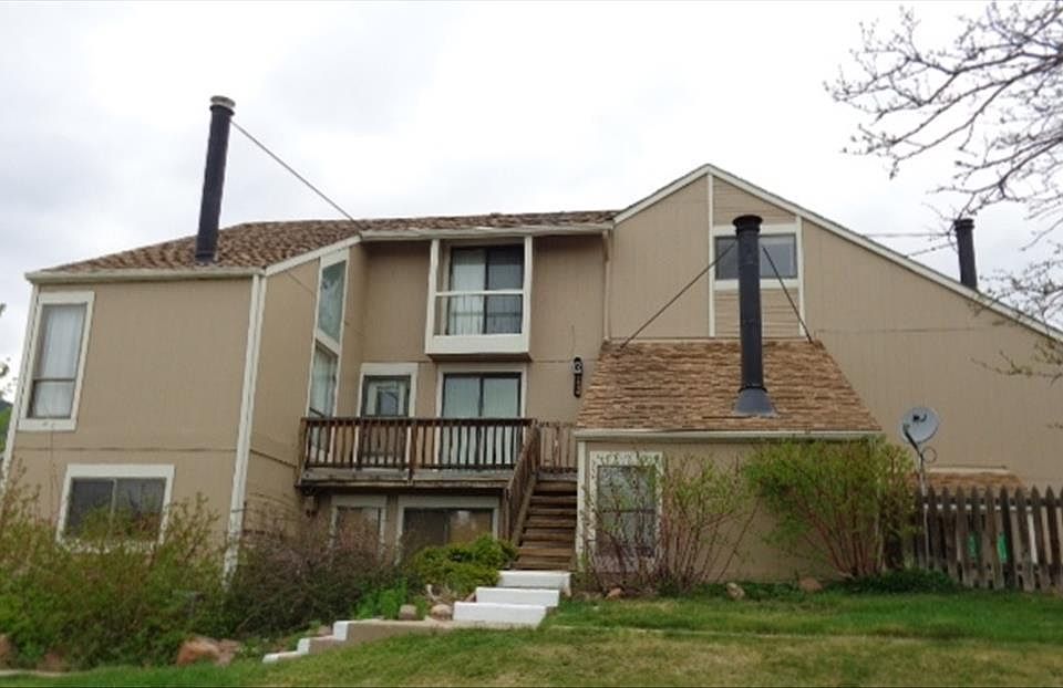 Shanahan Ridge condo