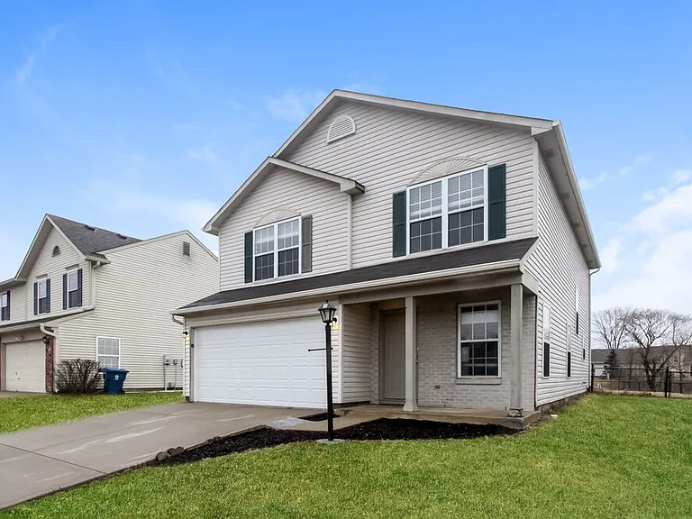 607 Sweet Creek Dr — Photo 3
