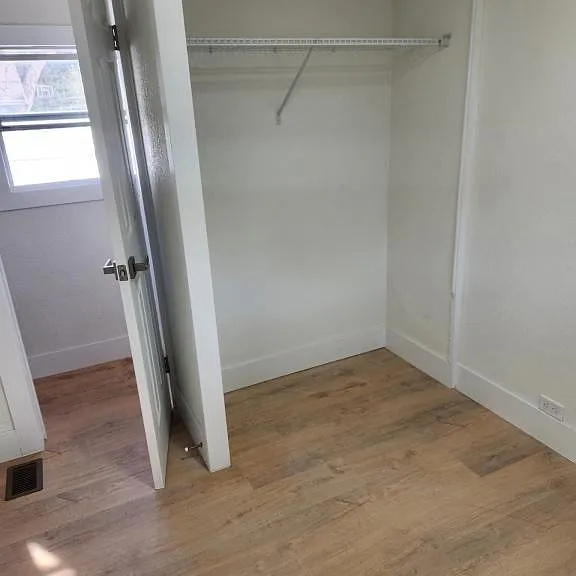 1510 E 151st Ave — Photo 9