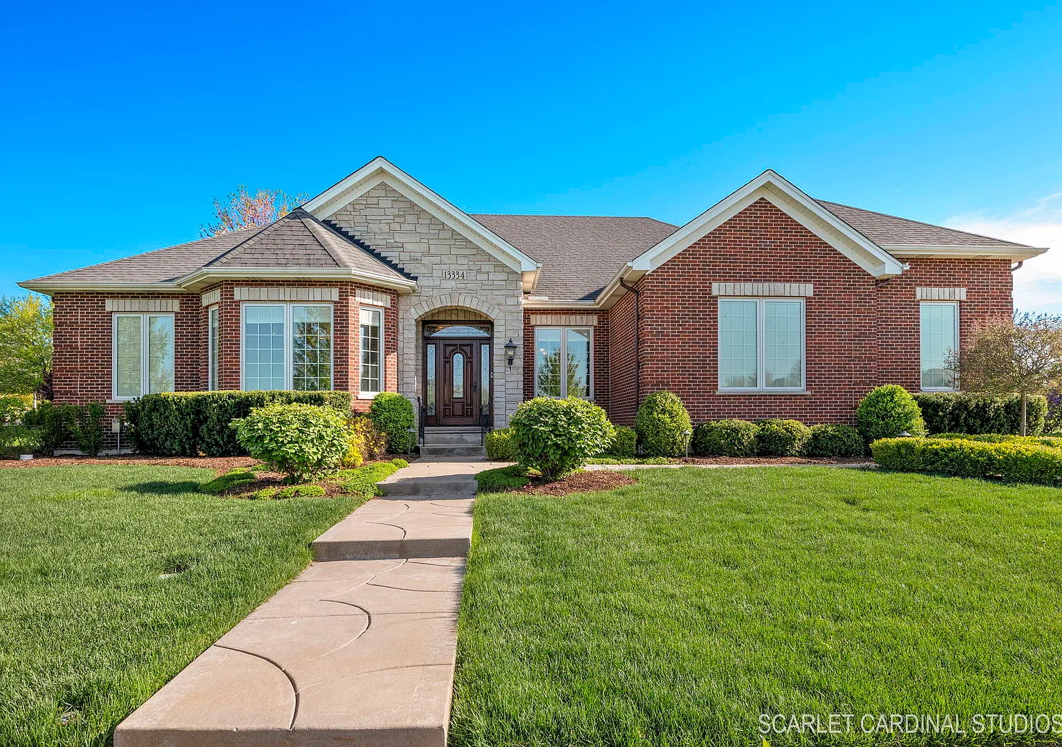 4 bed, 3.5 bath, 3406 sqft, $6,700 — Photo 1