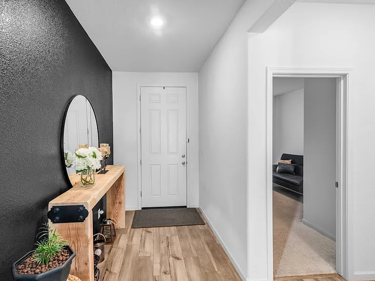 4583 Butterfly Ridge Dr — Photo 5
