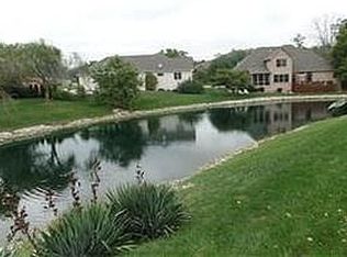 141 Woodland Hills Dr, Pittsboro, IN 46167