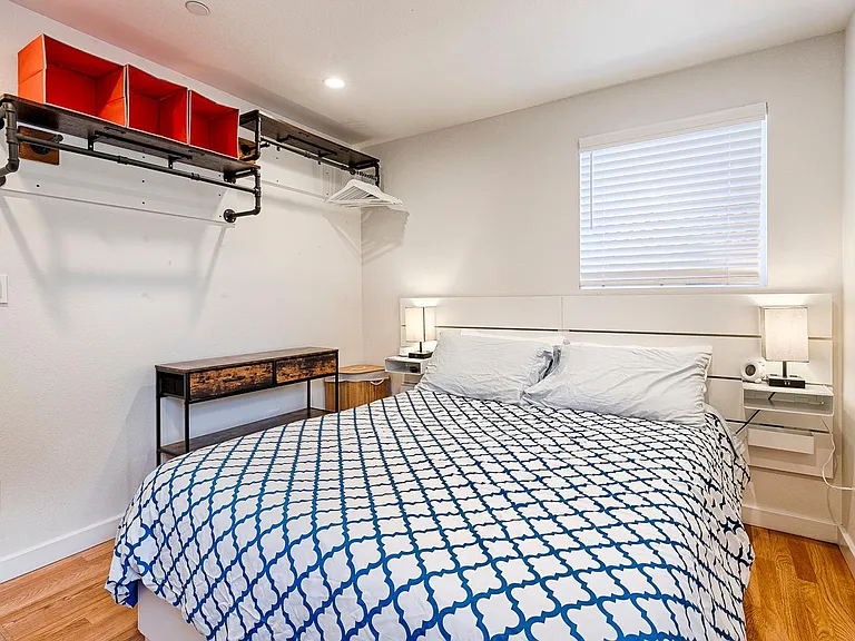 515 Mountain View Ave #D — Photo 11