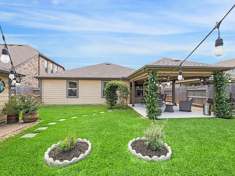 15434 Paxton Woods Dr — Photo 15