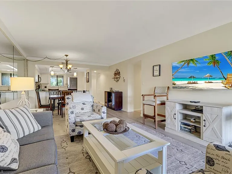 4396 Bowsprit Ct #4B — Photo 7