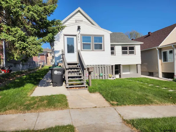 5605 S 33rd Ave, Omaha, NE 68107