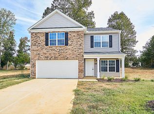 635 Westry Rd, Rocky Mount, NC 27804