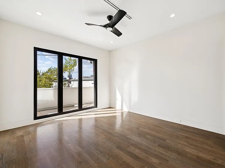 2610 Westgrove Ln — Photo 28