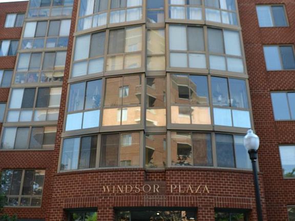 2nd image of 1050 N Taylor St #1505
