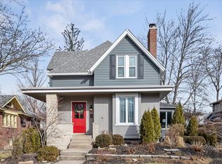 2415 Hartzell St, Evanston, IL 60201