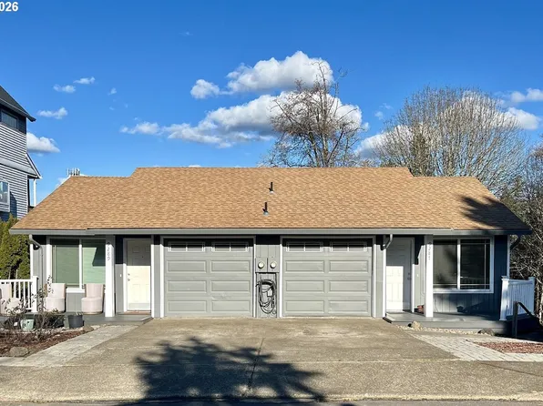 9295 SW Hill St, Tigard, OR 97223
