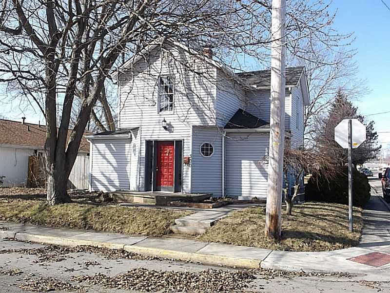 1st image of 300 McKinley Ave