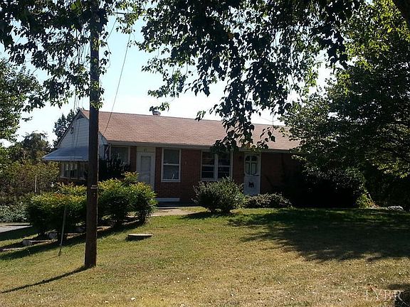 2nd image of 63 Greystone Dr